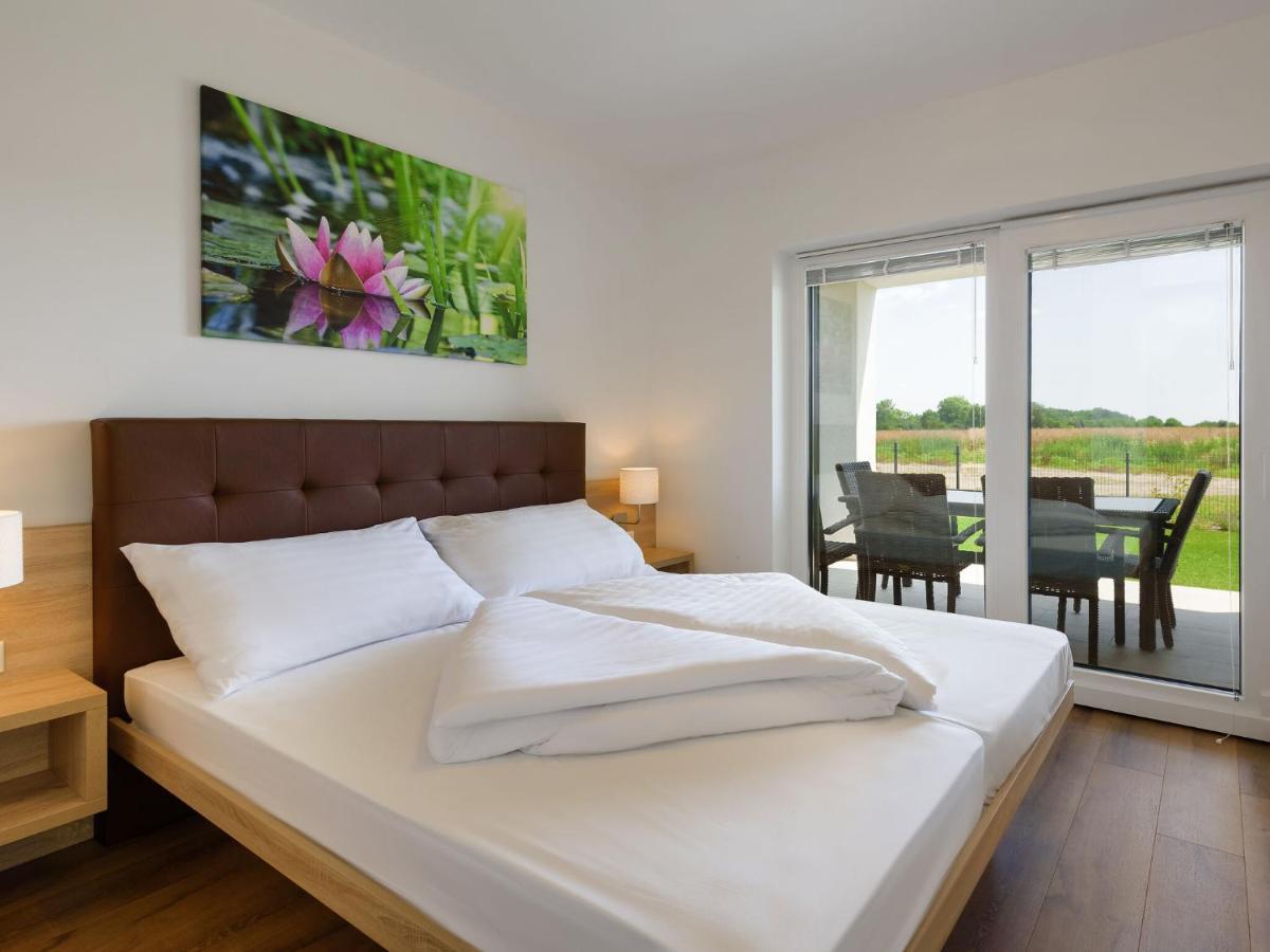 Apartment With Pool, Roof Terrace, Garden Zsira Kültér fotó